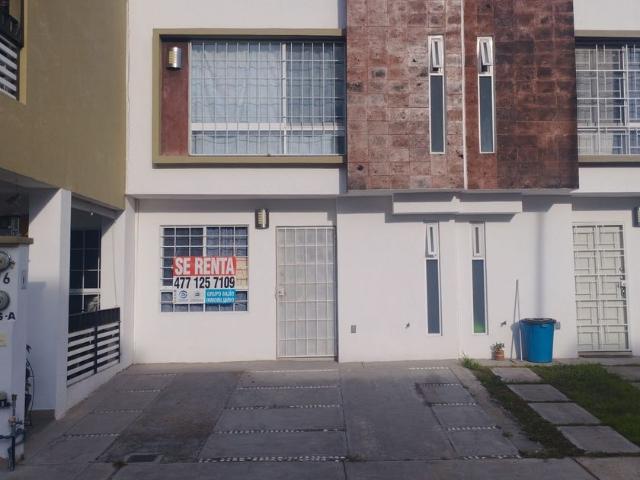 Casa en fraccionamiento en renta Castello Residencial Cuneo, Fracciones De San Juan Bautista, León, Guanajuato, México
