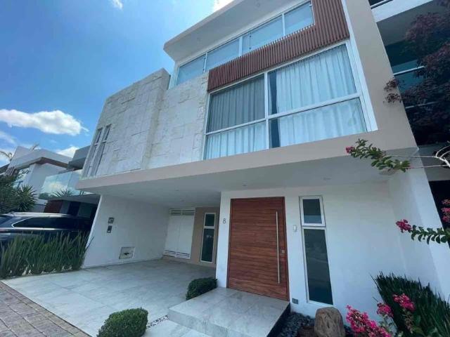 Casa en fraccionamiento en renta Cascatta Park, Boulevard La Reserva, Lomas De Angelópolis, Puebla, México