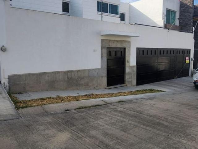 Casa en fraccionamiento en renta Cañada Del Refugio, León, Guanajuato, México