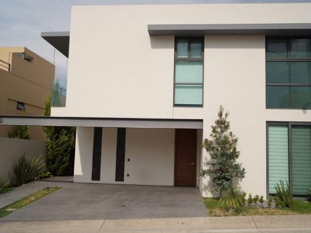 Casa en fraccionamiento en renta Circuito De Los Pinos, Vistas Del Valle, Zapopan, Jalisco, 45233, Mex