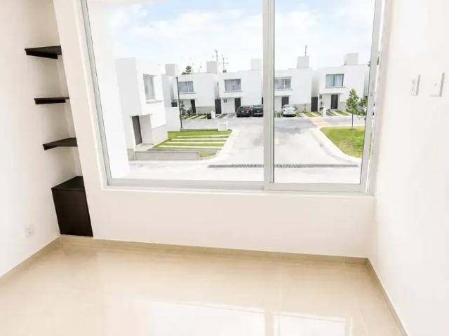 Casa en fraccionamiento en renta Circuito Pastor Velázquez Hernández Oriente, San Luis Mextepec, Zinacantepec, Estado De México, 51356, México