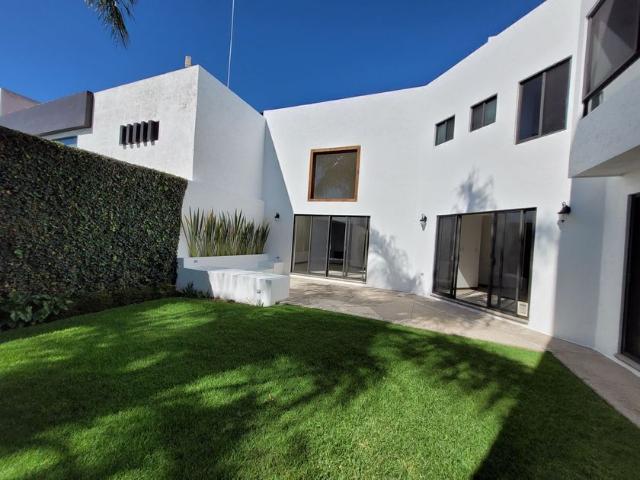 Casa en fraccionamiento en renta Cluster Puebla Blanca, Boulevard Oceanía, Lomas De Angelópolis, San Bernardino Tlaxcalancingo, Puebla, México
