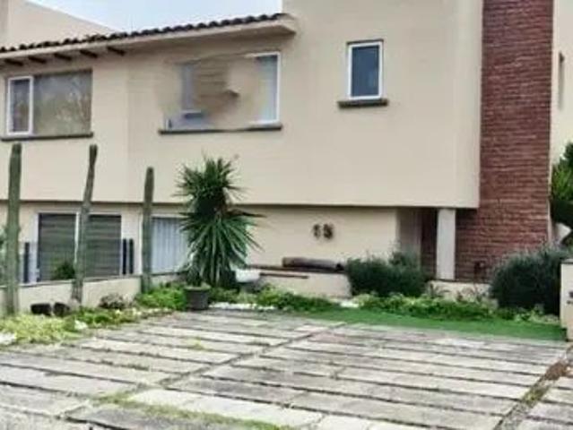 Casa en Fraccionamiento en Renta en Bosques del Lago