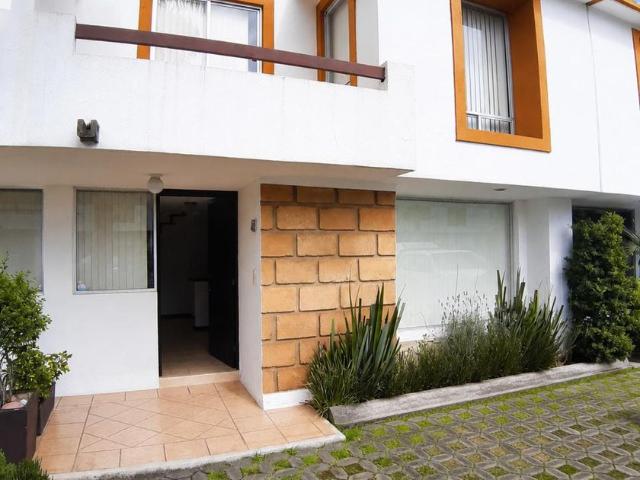 Casa en fraccionamiento en renta Fraccionamiento Bosque De Los Encinos, Colonia Juárez, Fraccionamiento Y Club De Golf Los Encinos, Estado De México, México