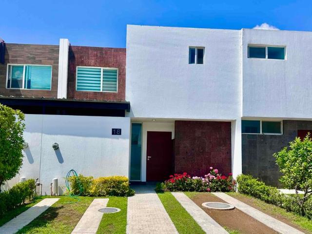 Casa en fraccionamiento en renta Fraccionamiento El Real Ii, Avenida Aviación, Jardín Real, Zapopan, Jalisco, México