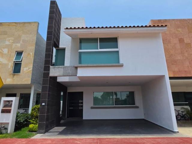 Casa en fraccionamiento en renta Fraccionamiento La Cantera, Predio Valle Del Moral Sur, León, Guanajuato, México