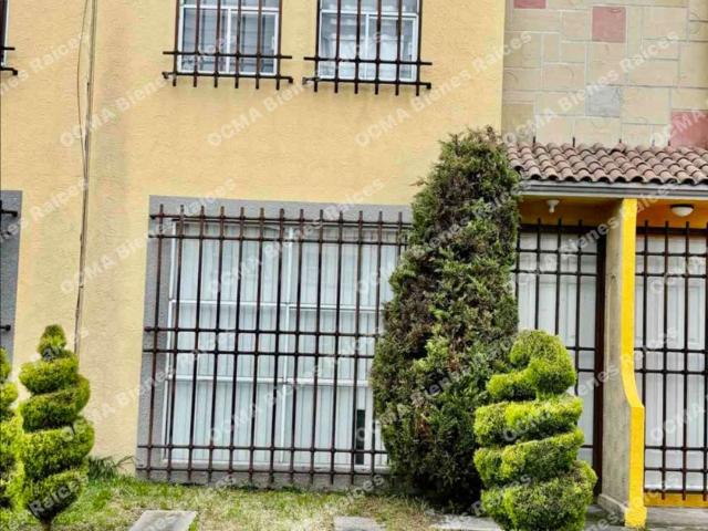Casa en fraccionamiento en renta Hacienda Del Valle Ii, Toluca