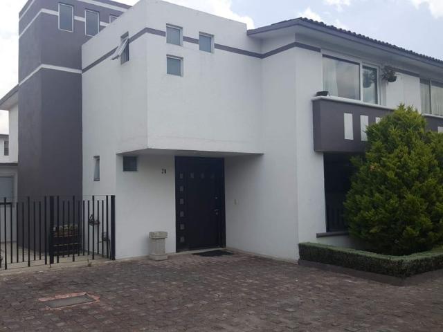 Casa en fraccionamiento en renta Hacienda La Quemada, San Jose La Pila, Metepec, Estado De México, México