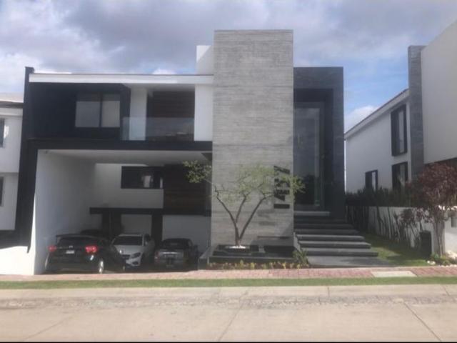 Casa en fraccionamiento en renta La Vista Contry Club, San Andrés Cholula