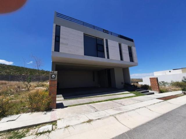 Casa en fraccionamiento en renta La Loma Residencial & Club De Golf, Circuito La Loma, Lomas Del Tecnologico, San Luis Potosí, México
