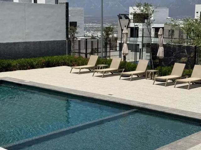 Casa en fraccionamiento en renta Laredo, Mitras Norte, Monterrey, Nuevo León, 64320, México