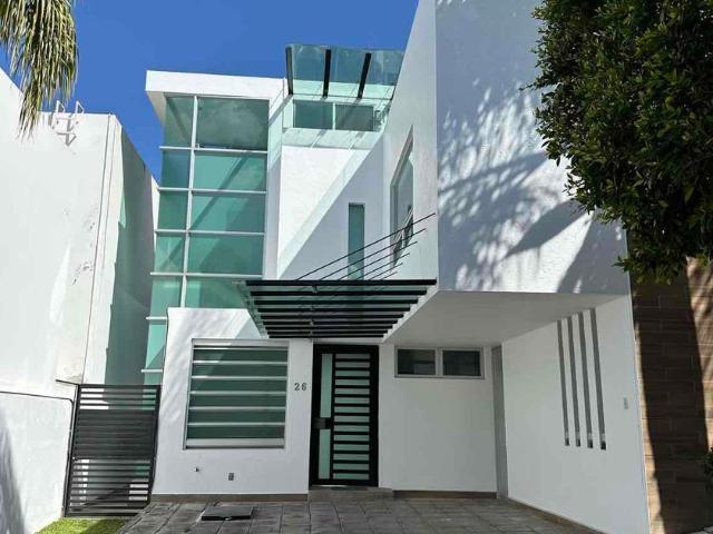 Casa en fraccionamiento en renta Lomas De Angelópolis Ii, San Andrés Cholula