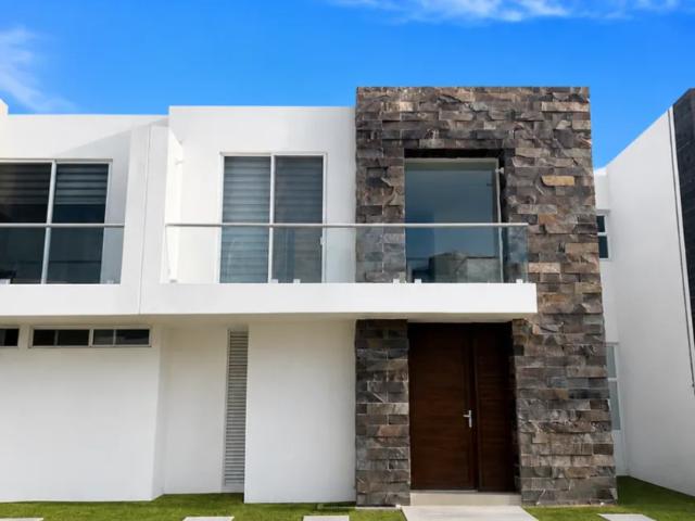 Casa en fraccionamiento en renta Lomas De Angelópolis, Santa Clara Ocoyucan, Ocoyucan, Puebla, 72940, México