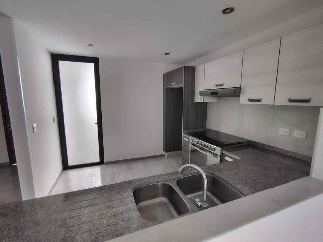 Casa en fraccionamiento en renta Lomas Del Valle, Puebla De Zaragoza, Puebla, México