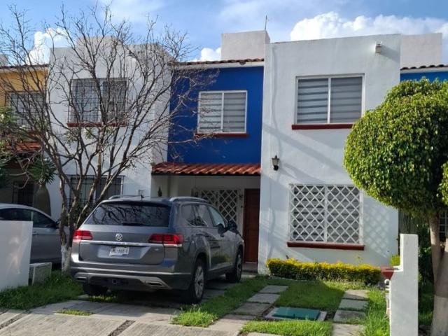 Casa en fraccionamiento en renta Los Pajaros, El Pueblito, Querétaro, México