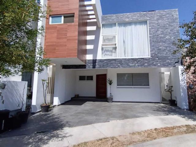 Casa en fraccionamiento en renta Mayorazgo Corralejo, Fracc El Mayorazgo Residencial, León, Guanajuato, 37547, Mex