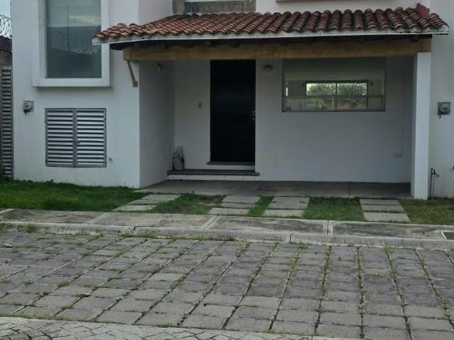 Casa en fraccionamiento en renta Momoxpan, San Pedro Cholula