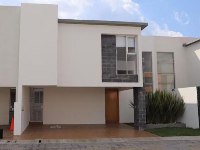 Casa en fraccionamiento en renta Momoxpan, San Pedro Cholula