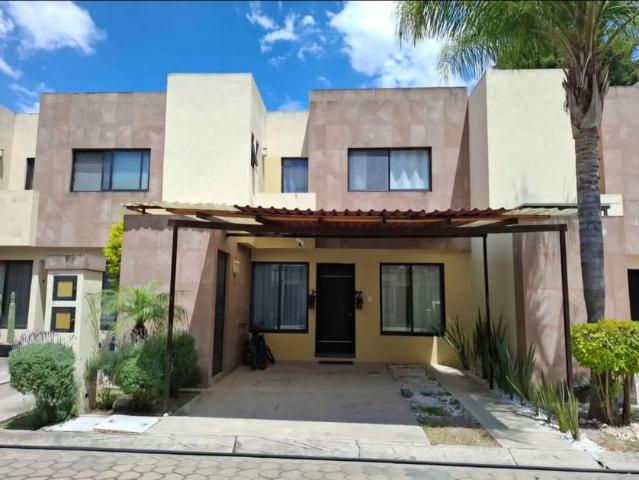 Casa en fraccionamiento en renta Morillotla, San Andrés Cholula