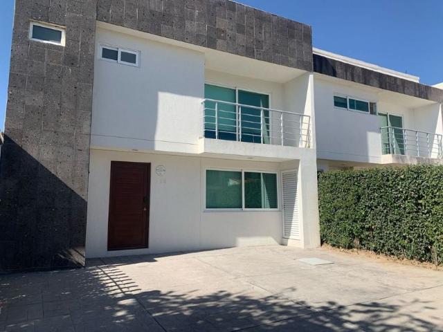 Casa en fraccionamiento en renta Natura Residencial ナトゥーラ, Avenida Olímpica, Barrio De Guadalupe, León, Guanajuato, México