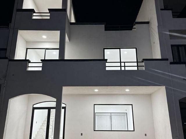 Casa en fraccionamiento en renta Oasis Residencial Campo De Tiro, Residencial Oasis, San Antonio El Desmonte, Pachuca De Soto, Estado De Hidalgo, México
