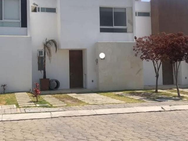 Casa en fraccionamiento en renta Parque Provenza, Boulevard De Los Volcanes, Lomas De Angelópolis, Puebla De Zaragoza, Puebla, México