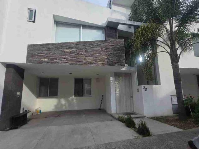 Casa en fraccionamiento en renta Parque Yucatán, Lomas De Angelópolis, Puebla, México