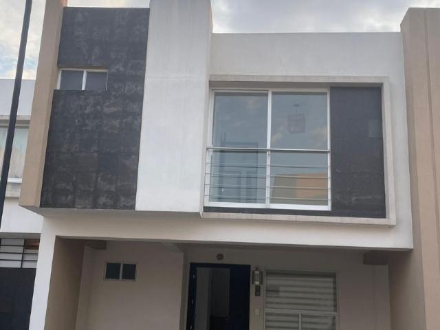 Casa en fraccionamiento en renta Paseo Arboleda, Avenida Arboleda, Santin, San Mateo Otzacatipan, Estado De México, México