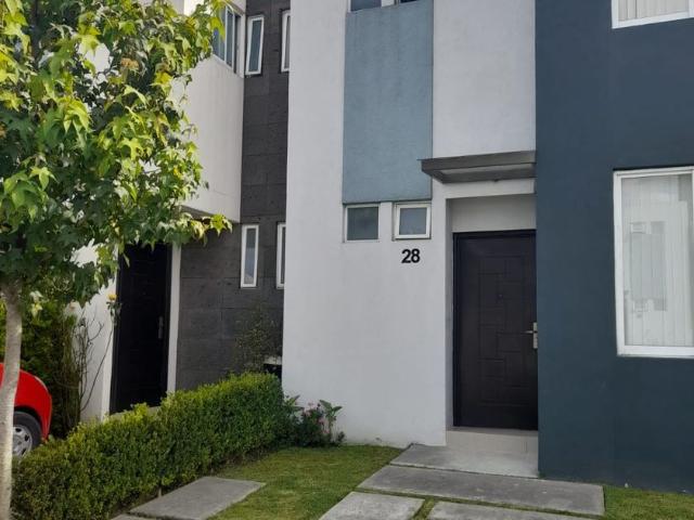 Casa en fraccionamiento en renta Paseo Camelias, Mz 016, Paseo Totoltepec, Delegación San Mateo Otzacatipan, Toluca De Lerdo, Estado De México, México