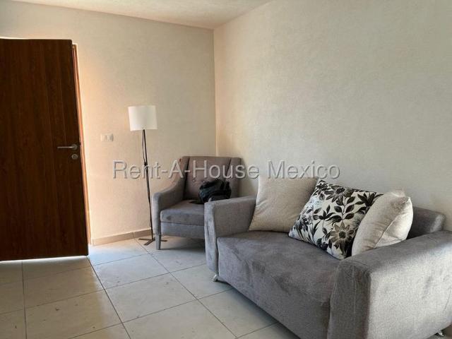 Casa en fraccionamiento en renta Paseo Centenario Del Ejército Mexicano, Colonia Santa Fe Libertadores, El Marqués, Querétaro, 76269, México