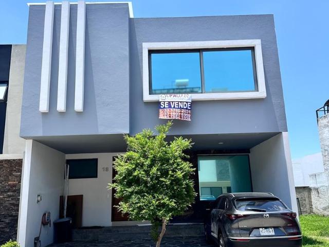 Casa en fraccionamiento en renta Paseo Del Amanecer 148, Zapopan, Jalisco, México