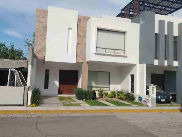 Casa en fraccionamiento en renta Paseos De La Herradura, Cto. Apaloosa, Paseos De La Herradura, Pachuca, Hgo México
