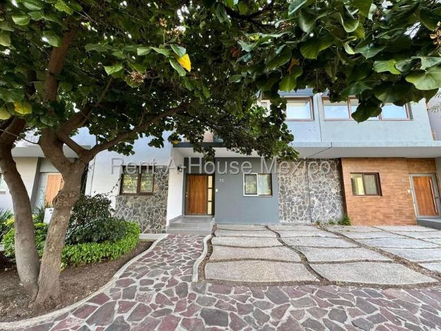 Casa en fraccionamiento en renta Paseos Del Pedregal, Municipio De Querétaro