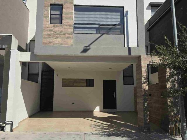 Casa en fraccionamiento en renta Porto Cumbres Sector Florencia, Porto Cumbres Florencia, García, Nuevo León, México