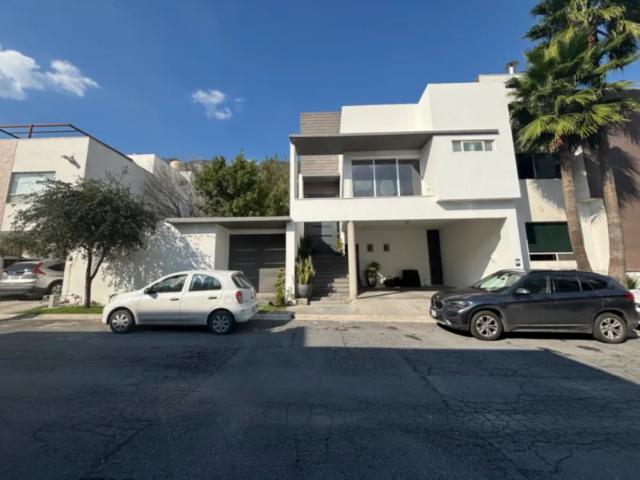 Casa en fraccionamiento en renta Privada Colina Real, Colinas Del Valle, Monterrey, Nuevo León, 66214, México