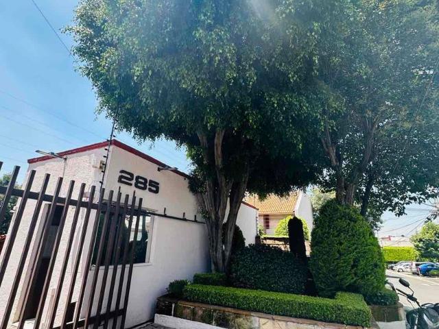 Casa en fraccionamiento en renta Privada De Ocotepec 285, San Jerónimo Lídice, Ciudad De México, Cdmx, México