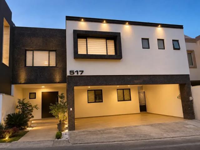Casa en fraccionamiento en renta Privada Frambroyan, Laderas, Monterrey, Nuevo León, 64985, México