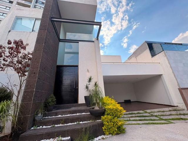 Casa en fraccionamiento en renta Privadas Del Pedregal, San Luis Potosí, San Luis Potosí