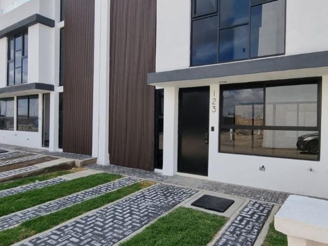 Casa en fraccionamiento en renta Prisma Residencial, Prolongación San Lorenzo, San Juan Cuautlancingo, Puebla, México