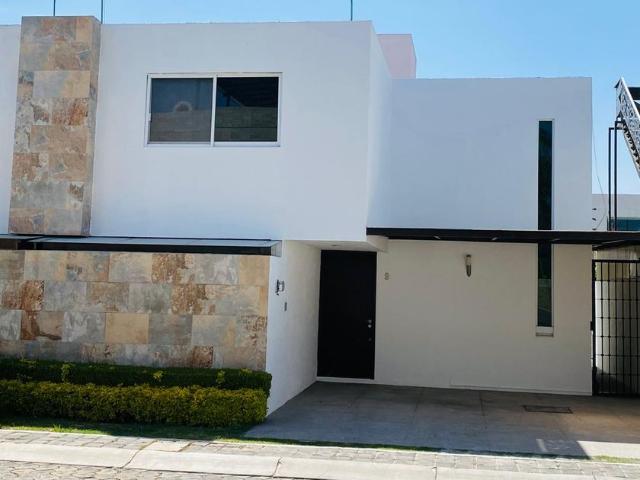 Casa en fraccionamiento en renta Quintas De Cortes, San Pedro Cholula