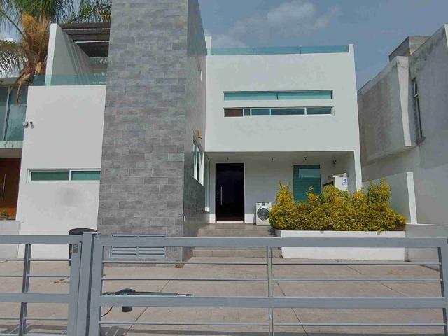 Casa en fraccionamiento en renta Residencial El Refugio, Fray Junípero Serra, El Refugio, Santiago De Querétaro, Querétaro, México