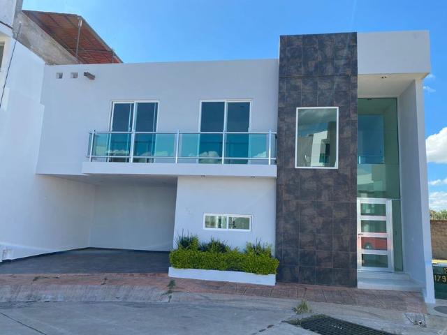 Casa en fraccionamiento en renta Residencial Piamonte, Avenida Piamonte Sm Residencial, Residencial Trento, Irapuato, Guanajuato, México
