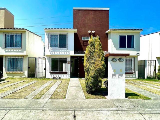 Casa en fraccionamiento en renta San Mateo Otzacatipan, Toluca