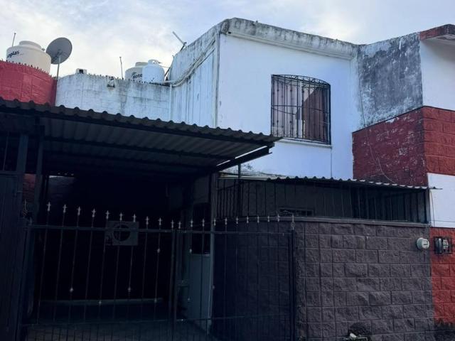 Casa en Fraccionamiento Geovillas los Pinos