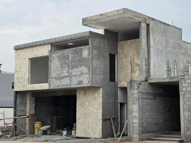 Casa en Fraccionamiento Habita II
