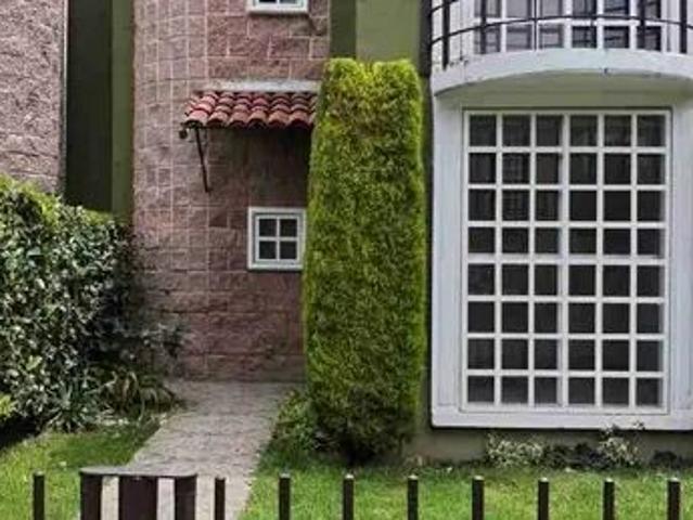 Casa en Fraccionamiento Hacienda De Las Fuentes, Estado De México, México