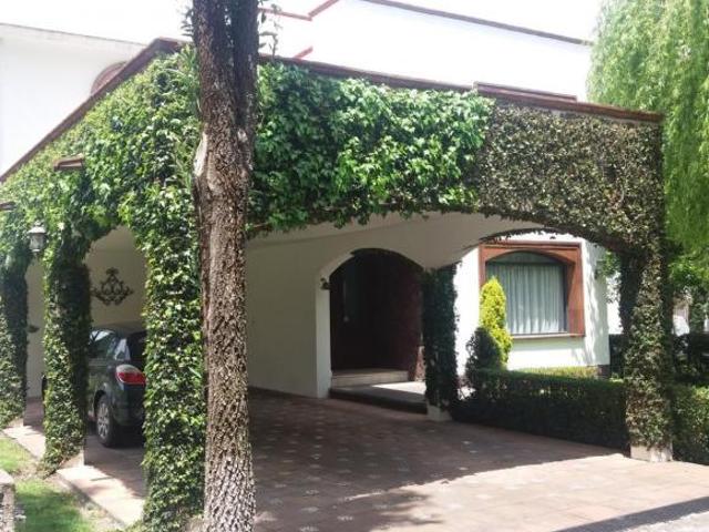 Casa en Fraccionamiento Hacienda San José Barbabosa