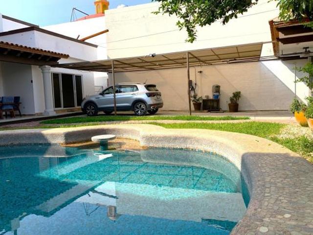 Casa en Fraccionamiento Junto al Río