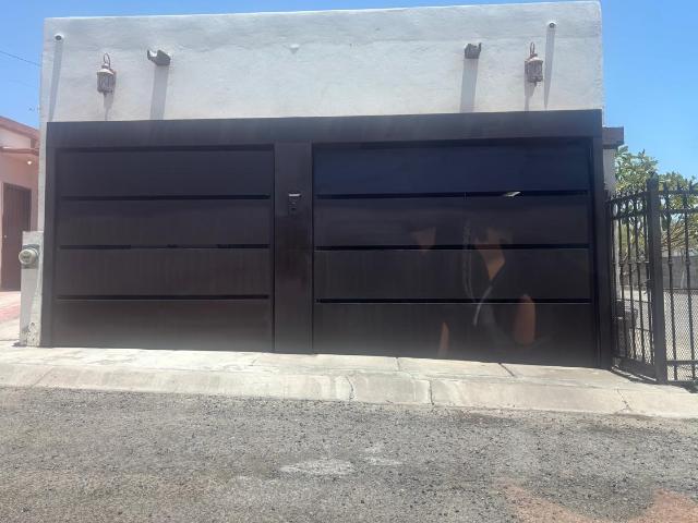 Casa en Fraccionamiento Las Lomas