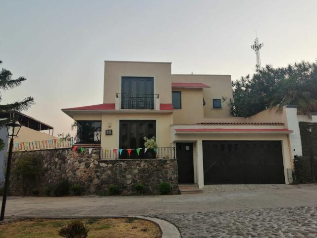 Casa en fraccionamiento Loma Linda